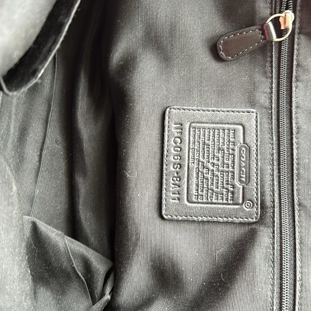 Coach Vintage Shoulder Bag, Black Leather with Chrome Hardware. Lovingly Used. - Picture 5 of 8
